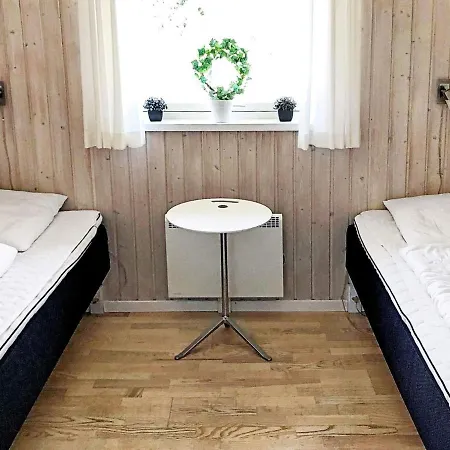 Prázdninový dům 4 Person In L S *